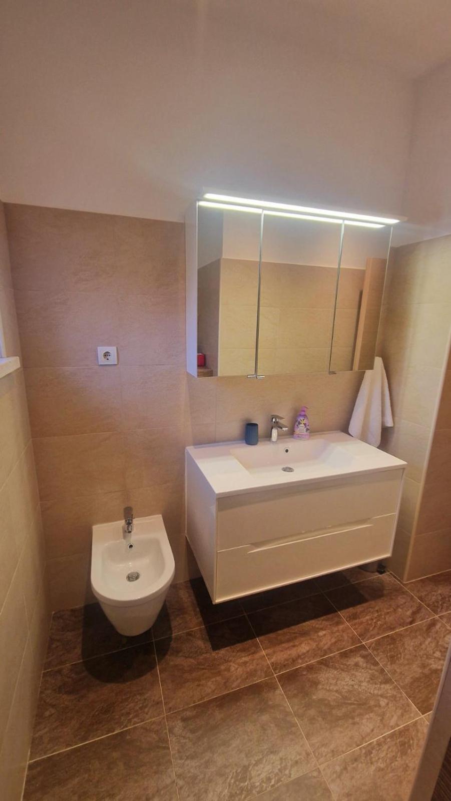 Apartment Mara 오라사크 외부 사진